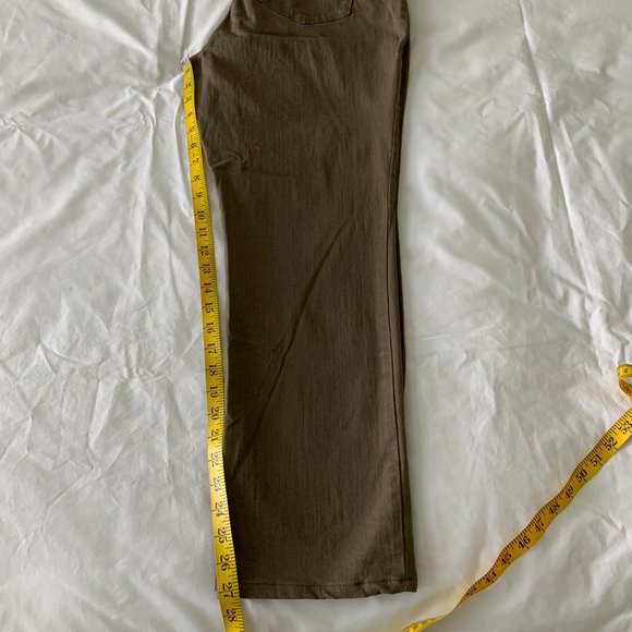 Gloria Vanderbilt Women´s All Around Slimming Effect Straight Jeans, Size 14 - Picture 10 of 11